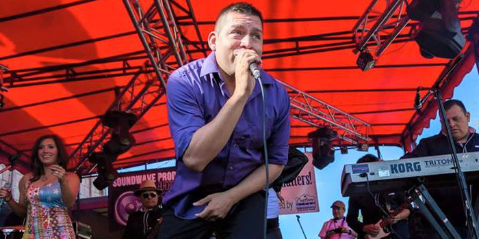 Angel Gonzalez Y Vimana performs at 2015 TMA Fan Fair in San Antonio. (Bobby Villela/Bobby V Photography)