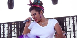 Veronique Medrano signed with AMI Records Latin for her sophomore albume (Facebook photo)