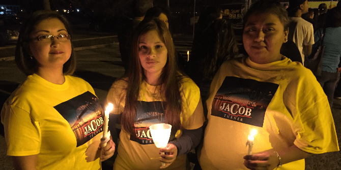 Fans gather at the KSAB candlelight prayer vigil for Jacob Turner of Siggno in Corpus Christi, Texas on February 25, 2016. (KSAB)