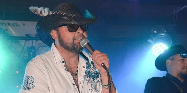 eddiegonzalez-vicgonzalez_620x310