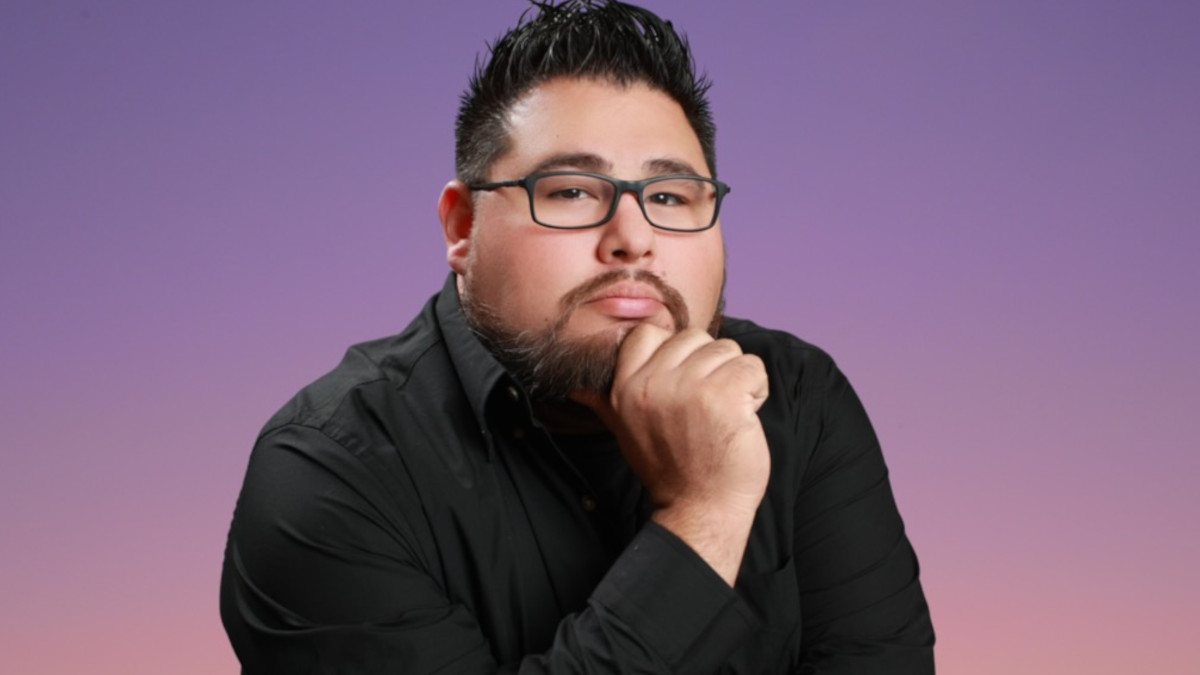 David L. Garza Honors His Late Father With Heartfelt Debut Single ‘Llamada 