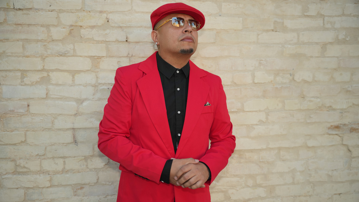 Cristelo Turns Heartbreak Into Healing With ‘El Amor Tiene La Culpa’