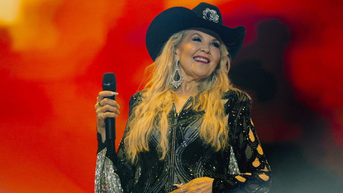 Elsa Garcia Talks Comeback, Emotional Moments with Elida Reyna, and Upcomin