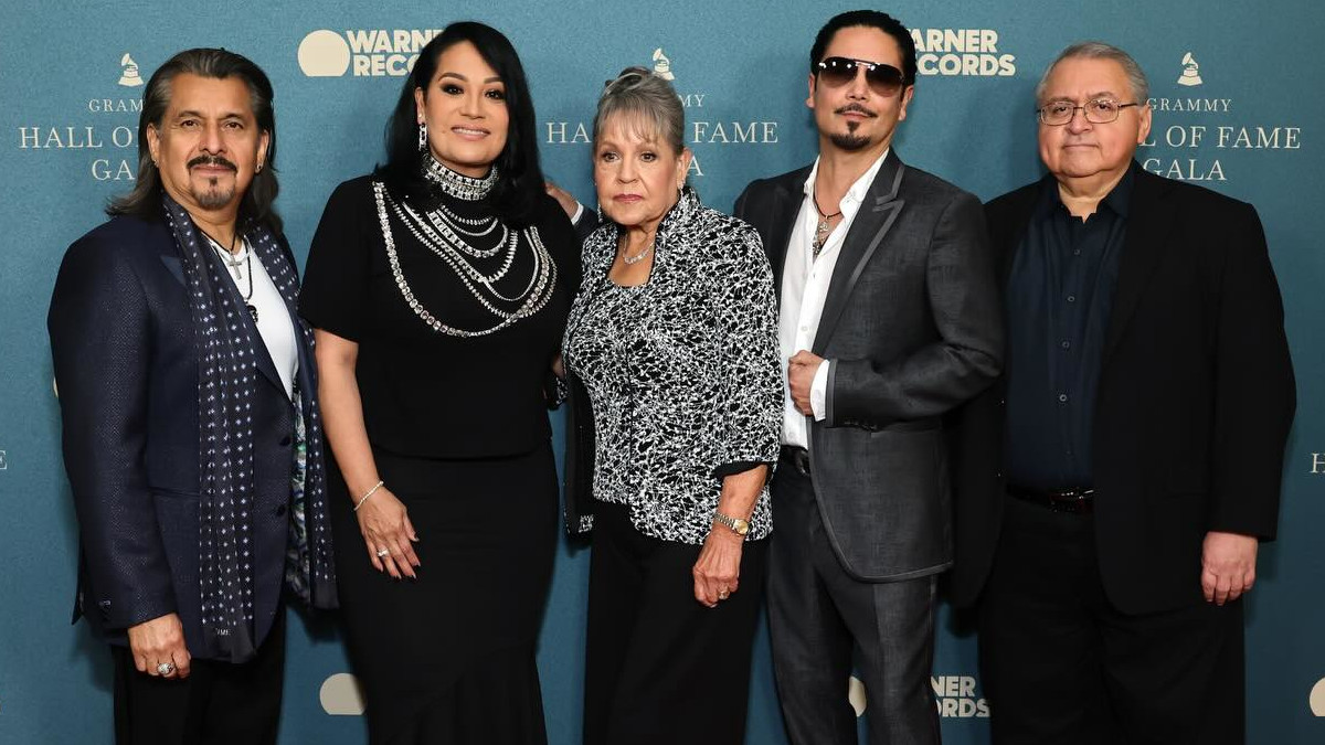 Selena’s ‘Amor Prohibido’ Inducted Into 2026 Grammy Hall of Fame