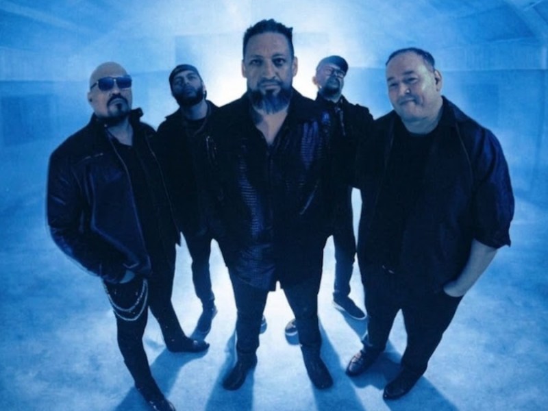 Mike Gonzalez And The Iconiczz to Debut ‘The Legacy Continues’ with Special Live Living Room Session for&nbsp;Fans