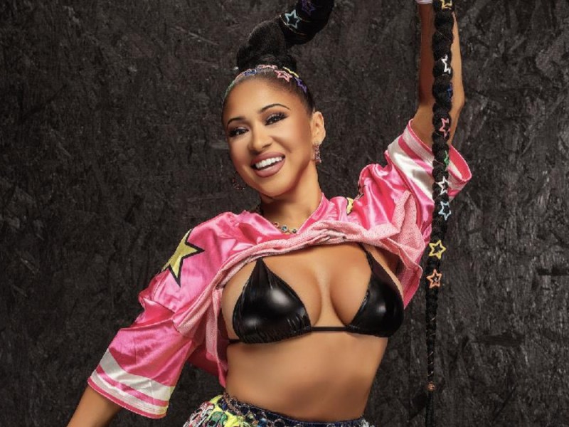 Amanda Solis Channels Nostalgia and New Energy on Infectious New Cumbia ‘Bom&nbsp;Bum’