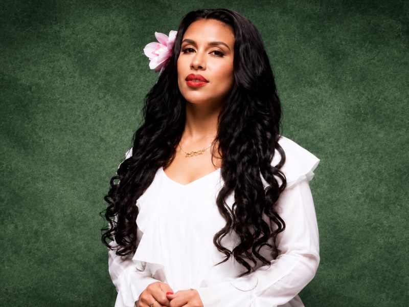 Gabriella Martinez Unveils Heartfelt New Single ‘Tienes&nbsp;Suerte’