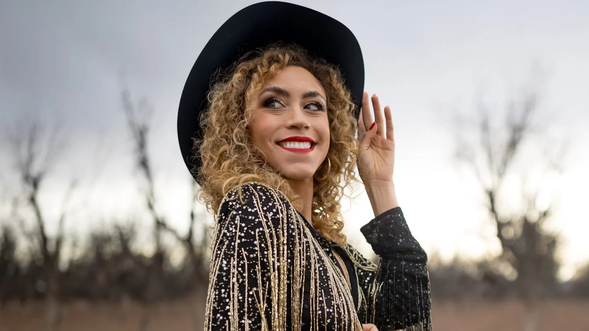 Daya Dorado Introduces Her ‘Mexi-Country’ Sound With Debut Album ‘Tex-Mex Country’