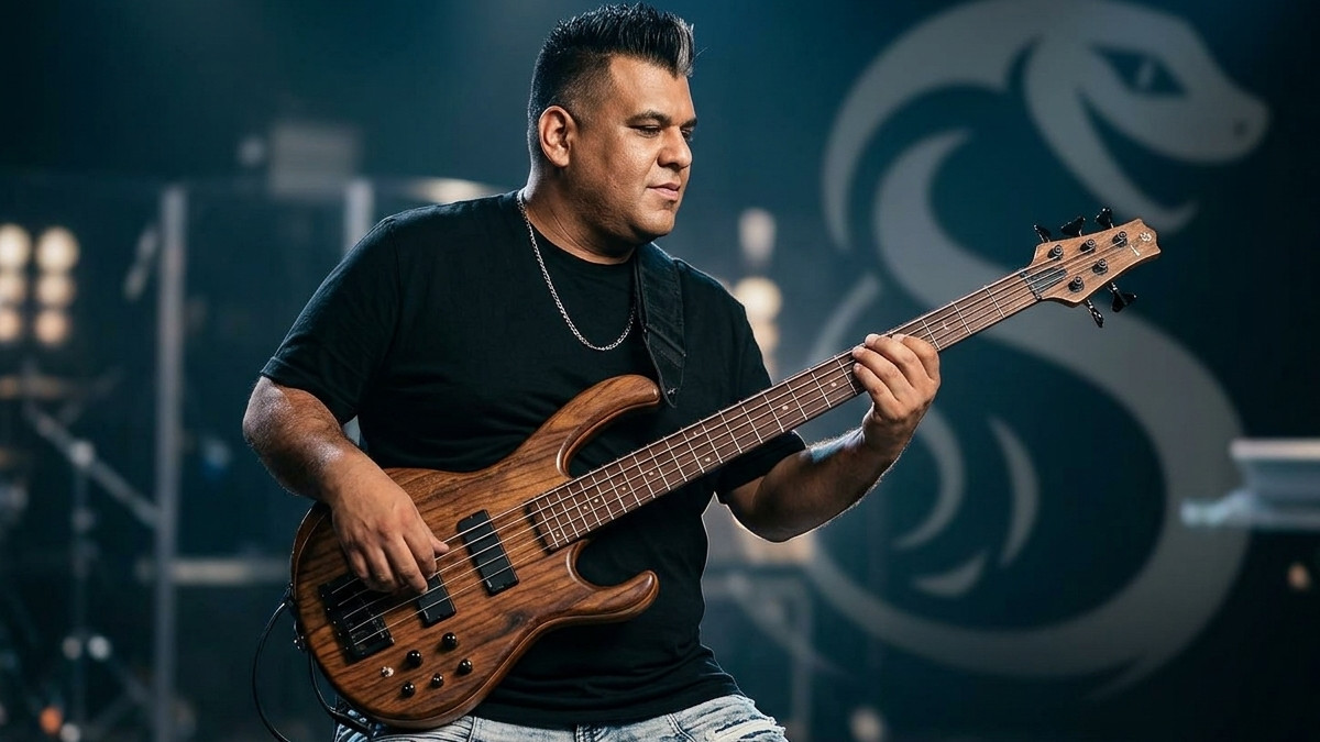 Miguel Hernandez Makes Music a Family Affair With New Jazzy Cumbia ‘La Herida’ | Tejano 1600 | Tejano Nation News