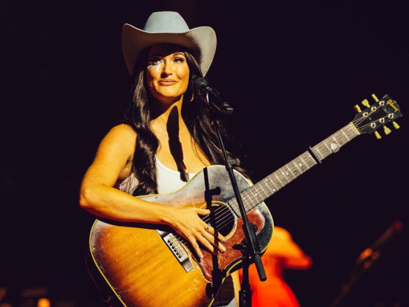 Kacey Musgraves Brings Intocable on Stage for Surprise Performance in&nbsp;Austin